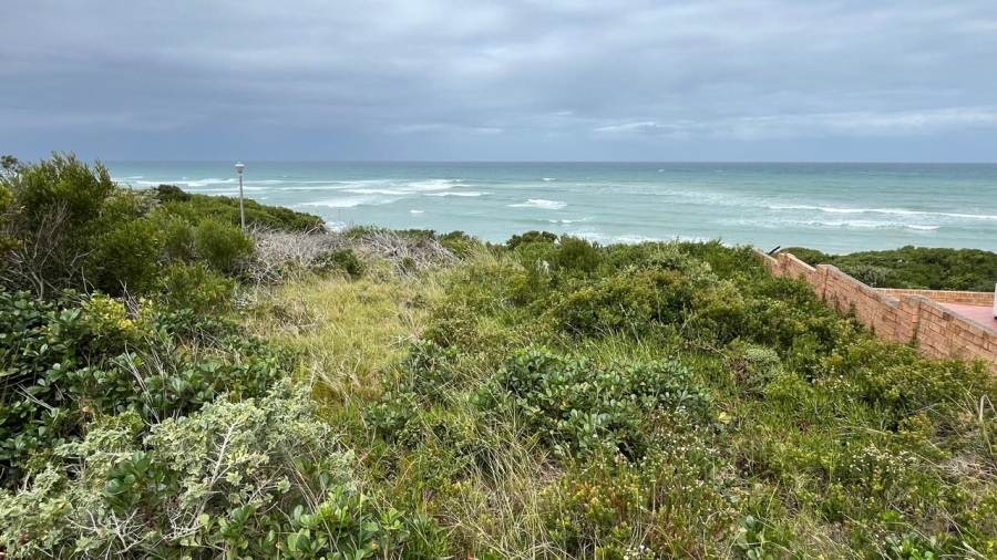 Commercial Property for Sale in Paradise Beach Eastern Cape